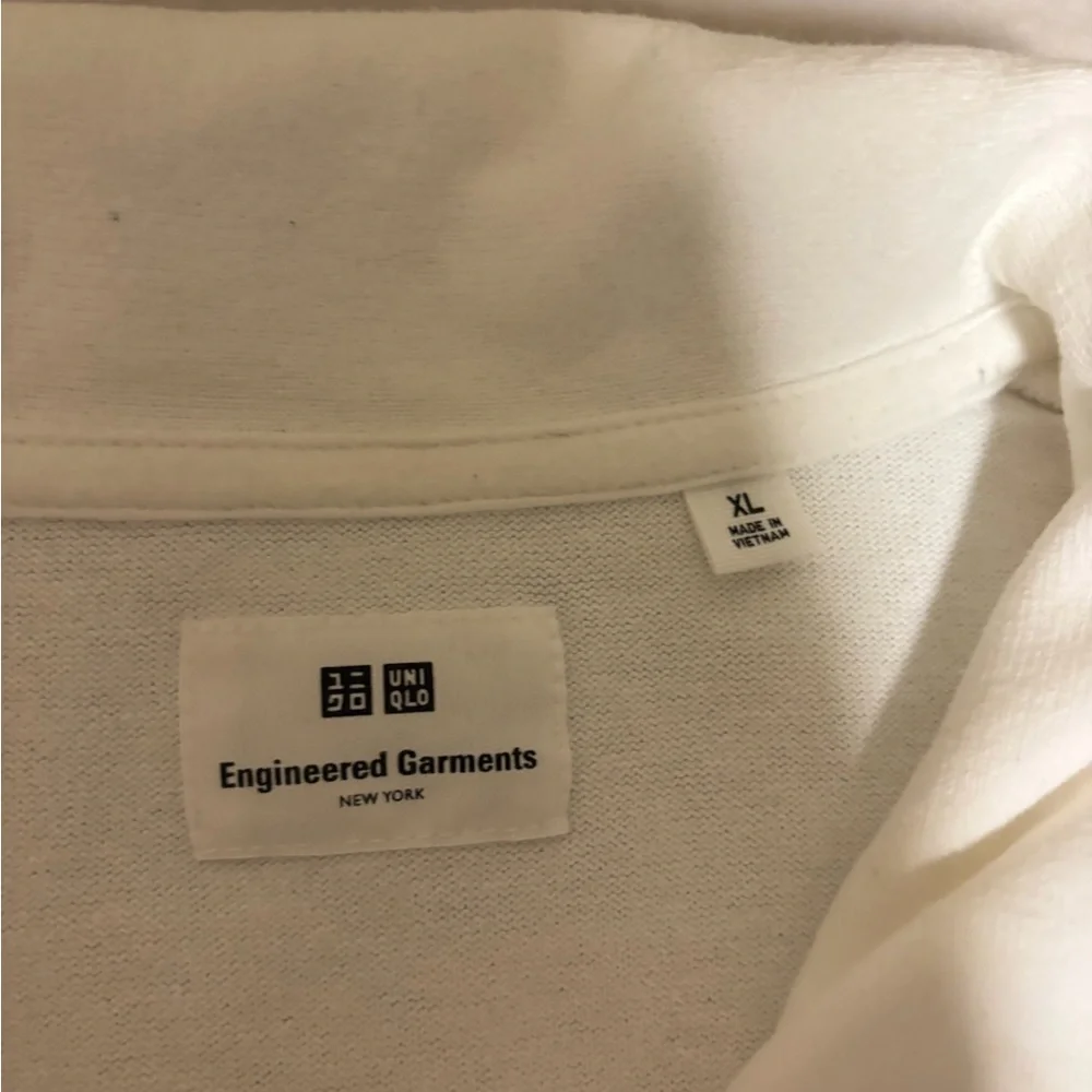 Uniqlo Men's Off-White Polo Shirt - Picture 4 of 5